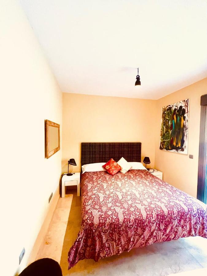 Villa Aguilas Club - Guest House マラガ エクステリア 写真