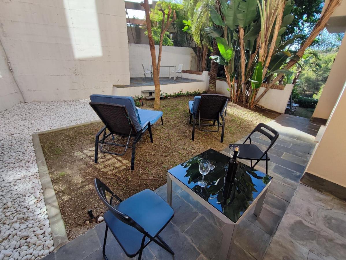 Villa Aguilas Club - Guest House マラガ エクステリア 写真