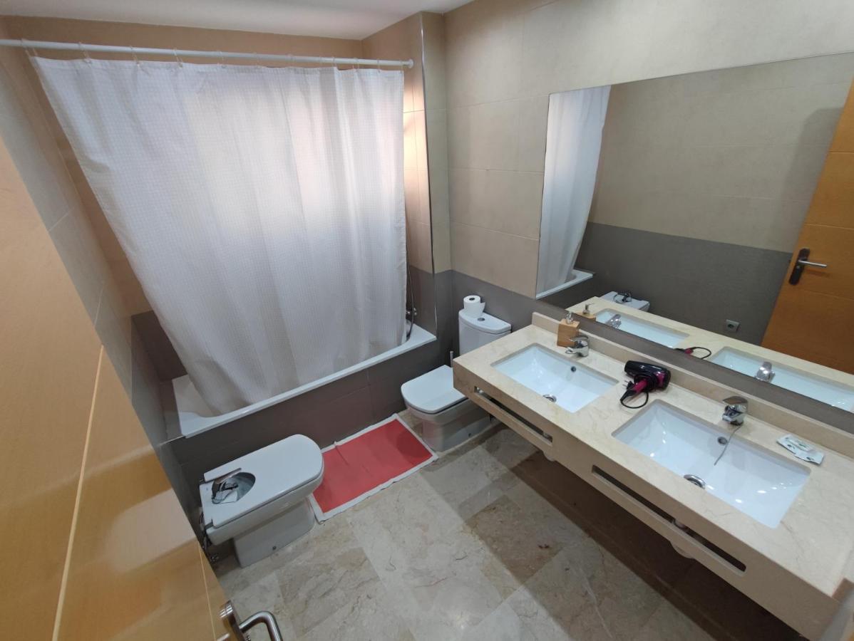 Villa Aguilas Club - Guest House マラガ エクステリア 写真